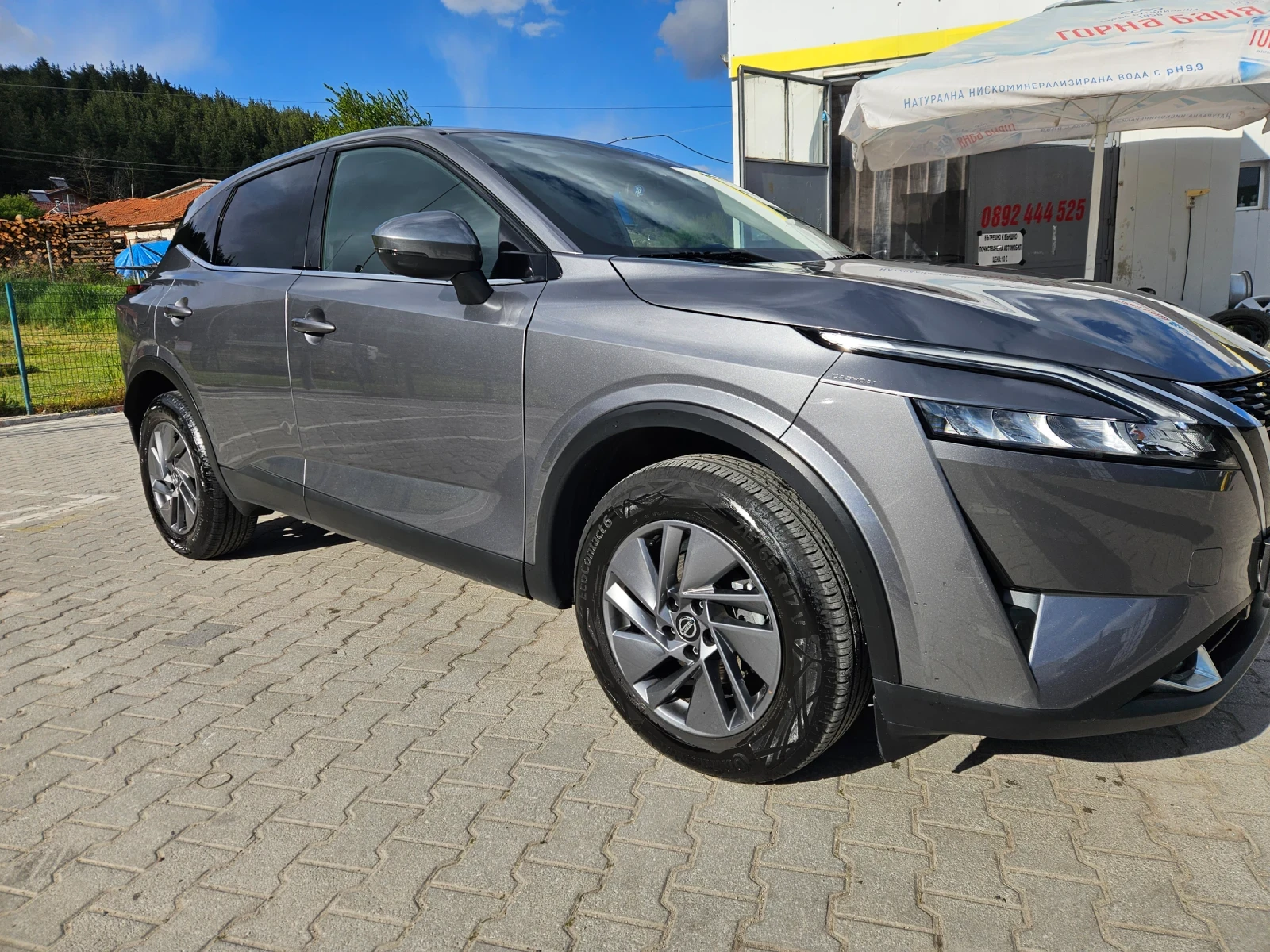 Nissan Qashqai 1.3, снимка 3 - Автомобили и джипове - 56444503