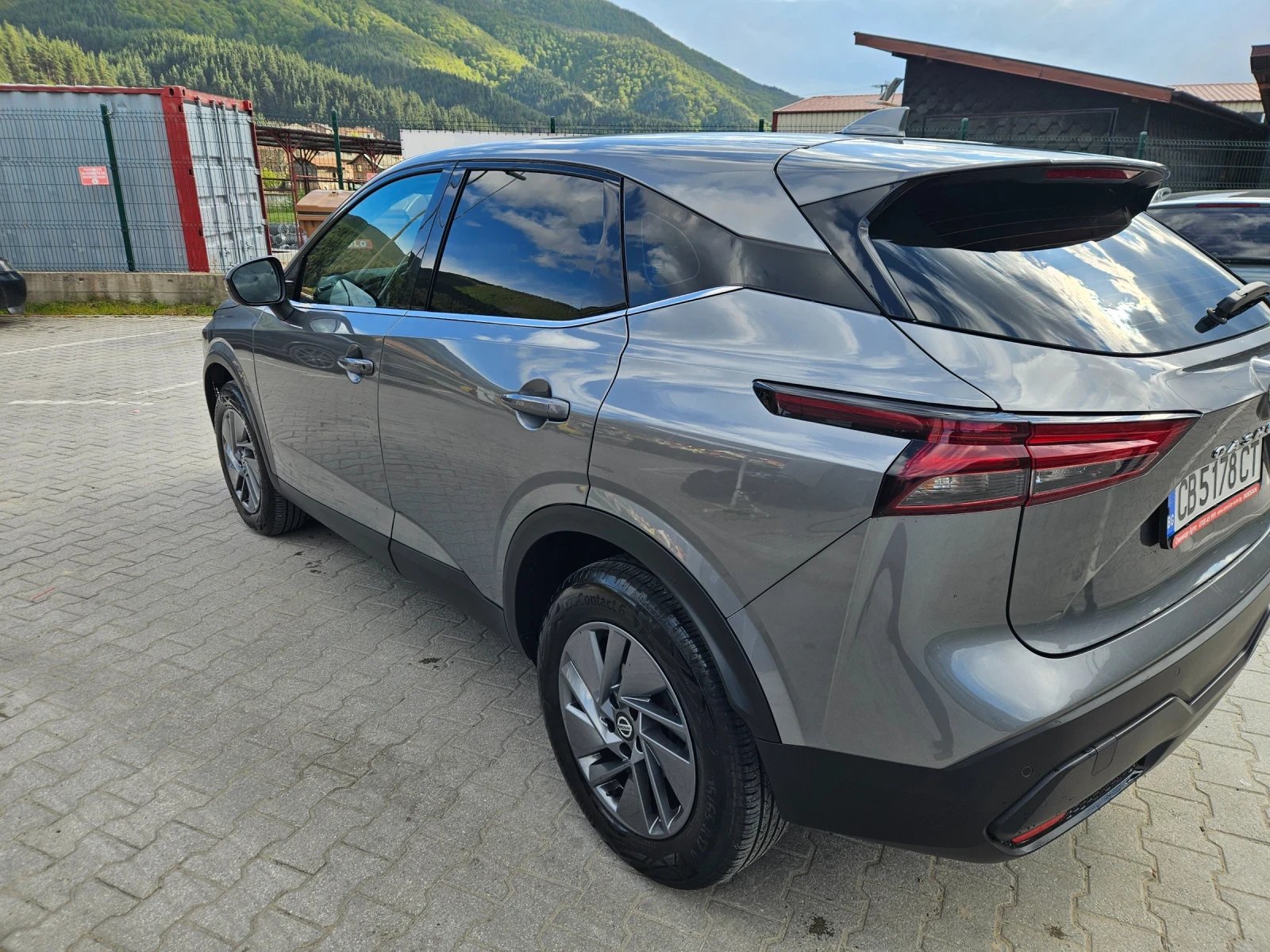 Nissan Qashqai 1.3, снимка 6 - Автомобили и джипове - 56444503