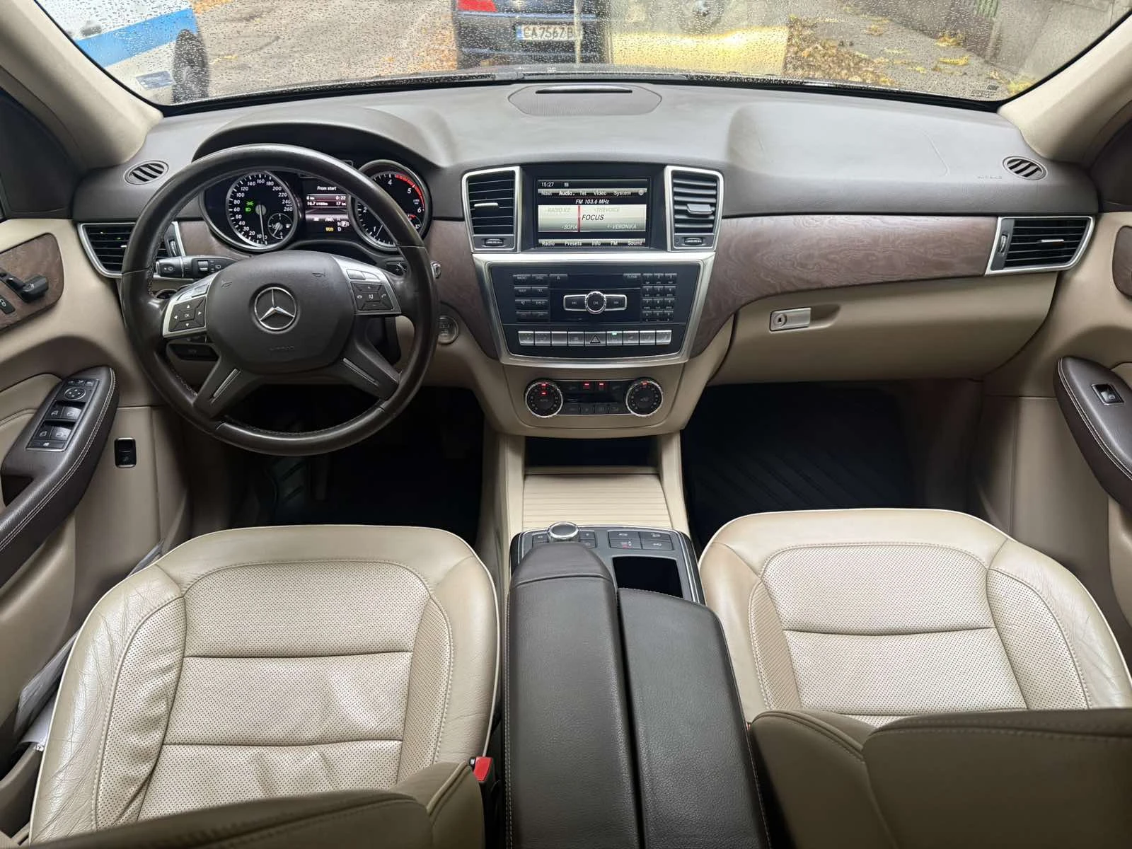 Mercedes-Benz ML 350 CDI 4 MATIC, снимка 15 - Автомобили и джипове - 56675532