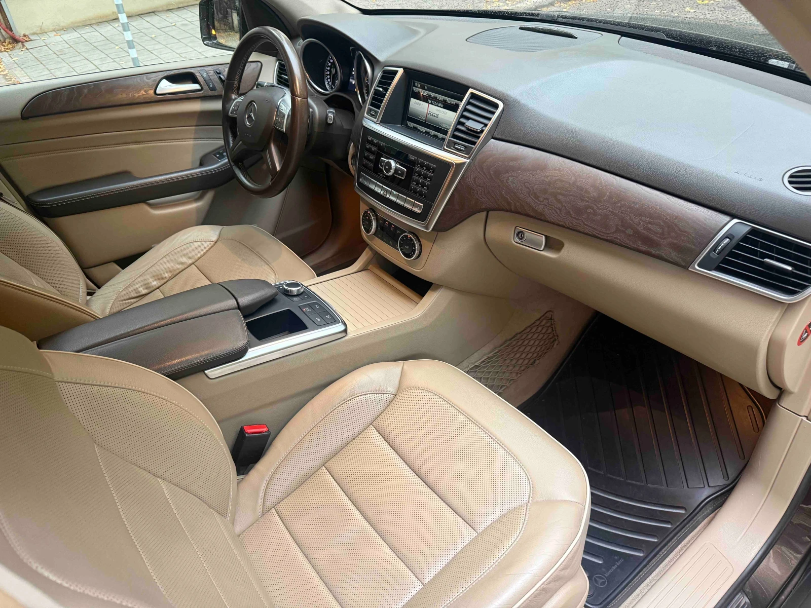 Mercedes-Benz ML 350 CDI 4 MATIC, снимка 12 - Автомобили и джипове - 56675532
