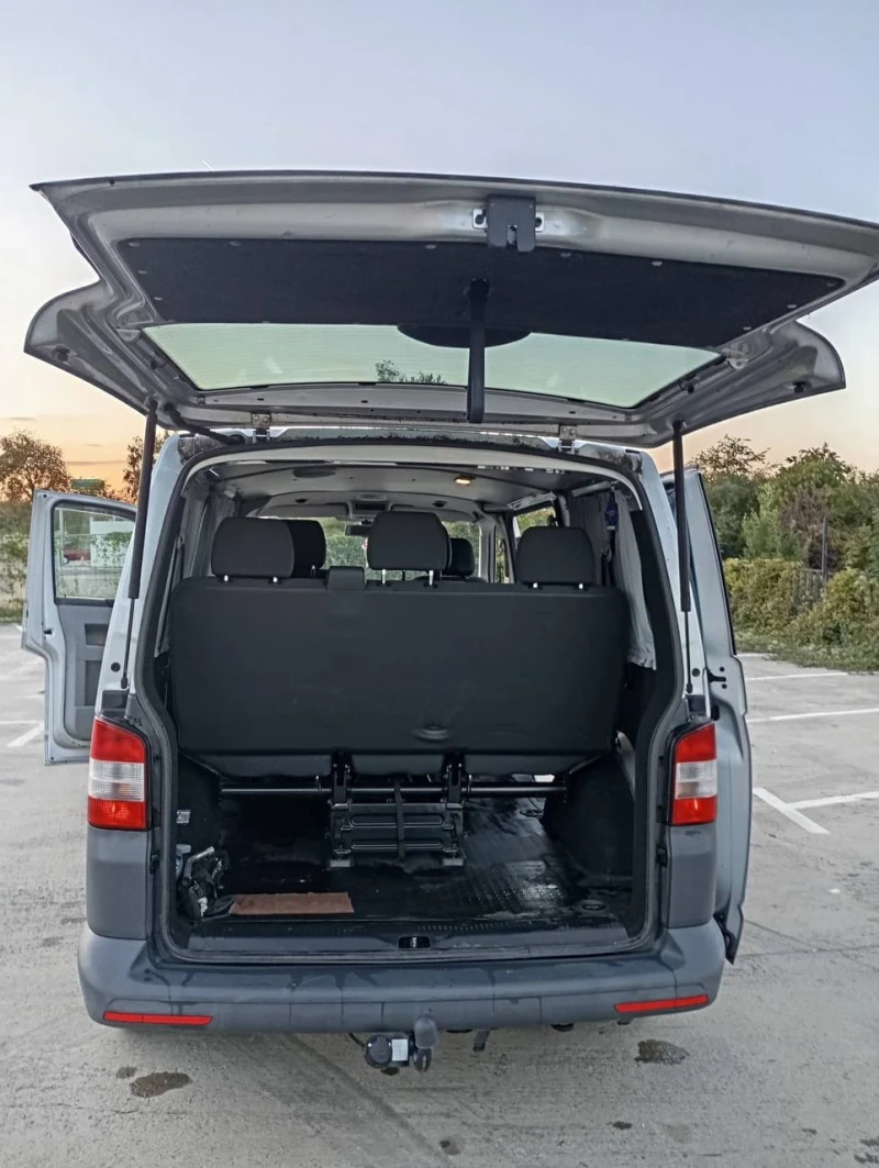 VW T5, снимка 15 - Бусове и автобуси - 48318984