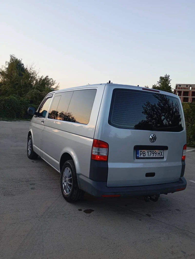 VW T5, снимка 5 - Бусове и автобуси - 48318984