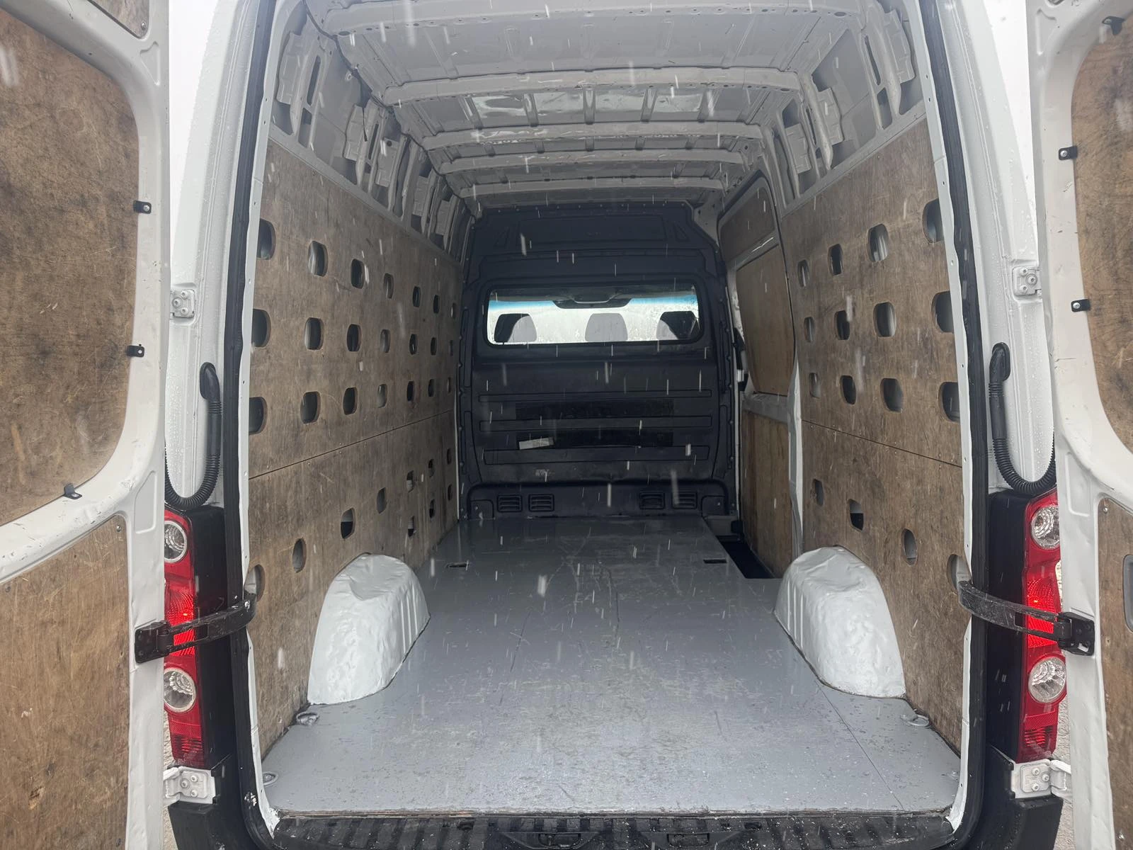 VW Crafter | Mobile.bg � ����������� 17