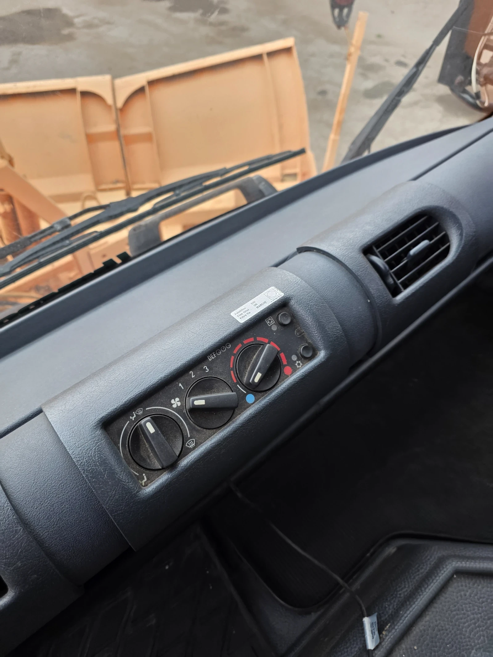 Mercedes-Benz UNIMOG U300     | Mobile.bg   12