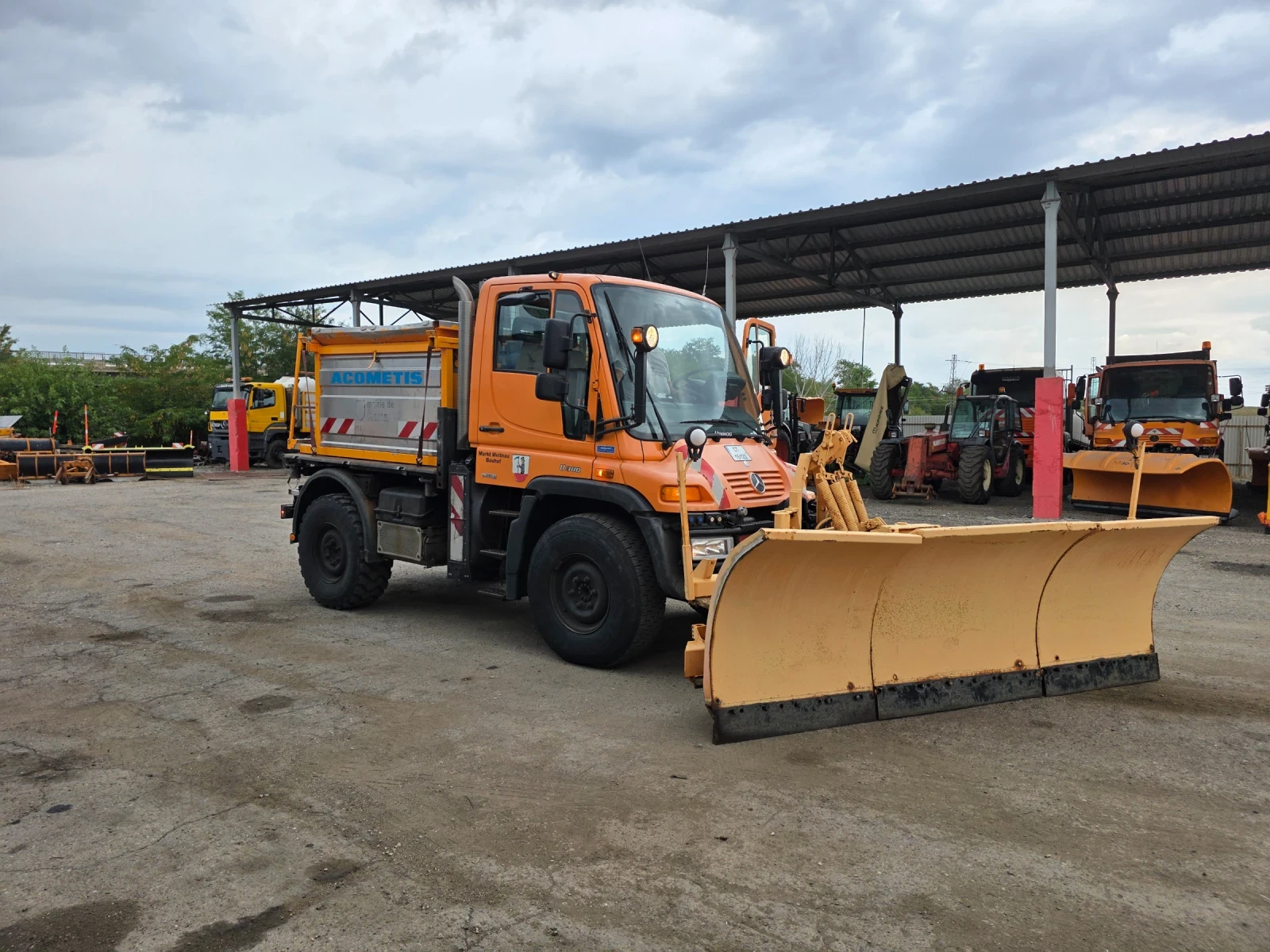 Mercedes-Benz UNIMOG U300 снегорин самосвал КТИ регистрация - изображение 2