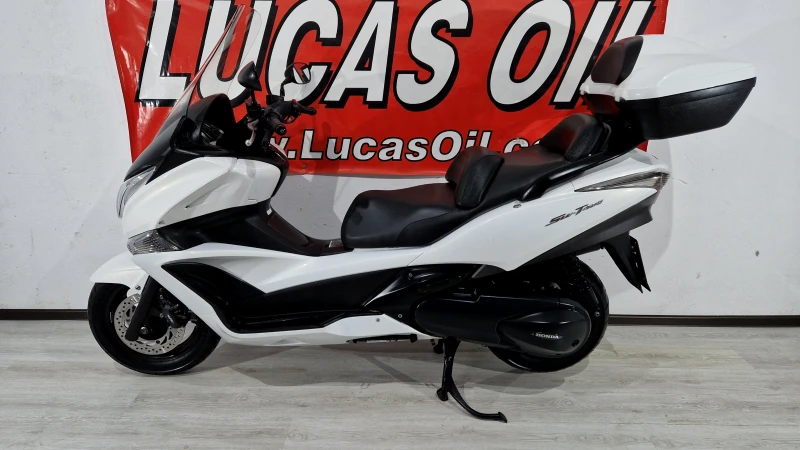 Honda Silver Wing 400cci 2012г.! 28387км PERFECTEN !, снимка 3 - Мотоциклети и мототехника - 48496628