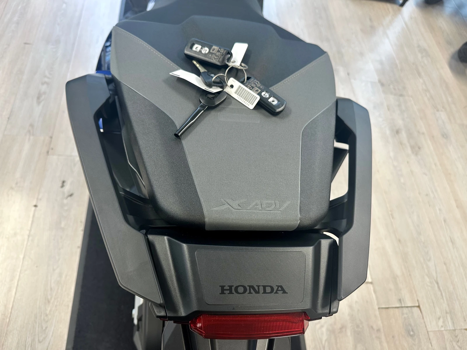 Honda X-ADV 750 Special Edition 2026г. НОВ - изображение 4