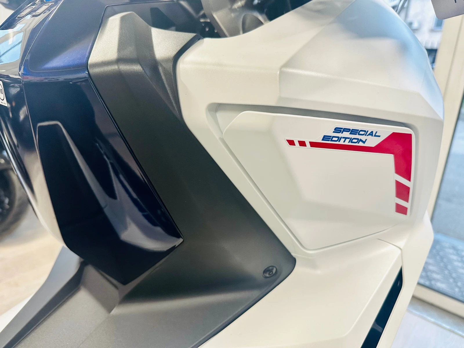 Honda X-ADV 750 Special Edition 2026г. НОВ - изображение 5