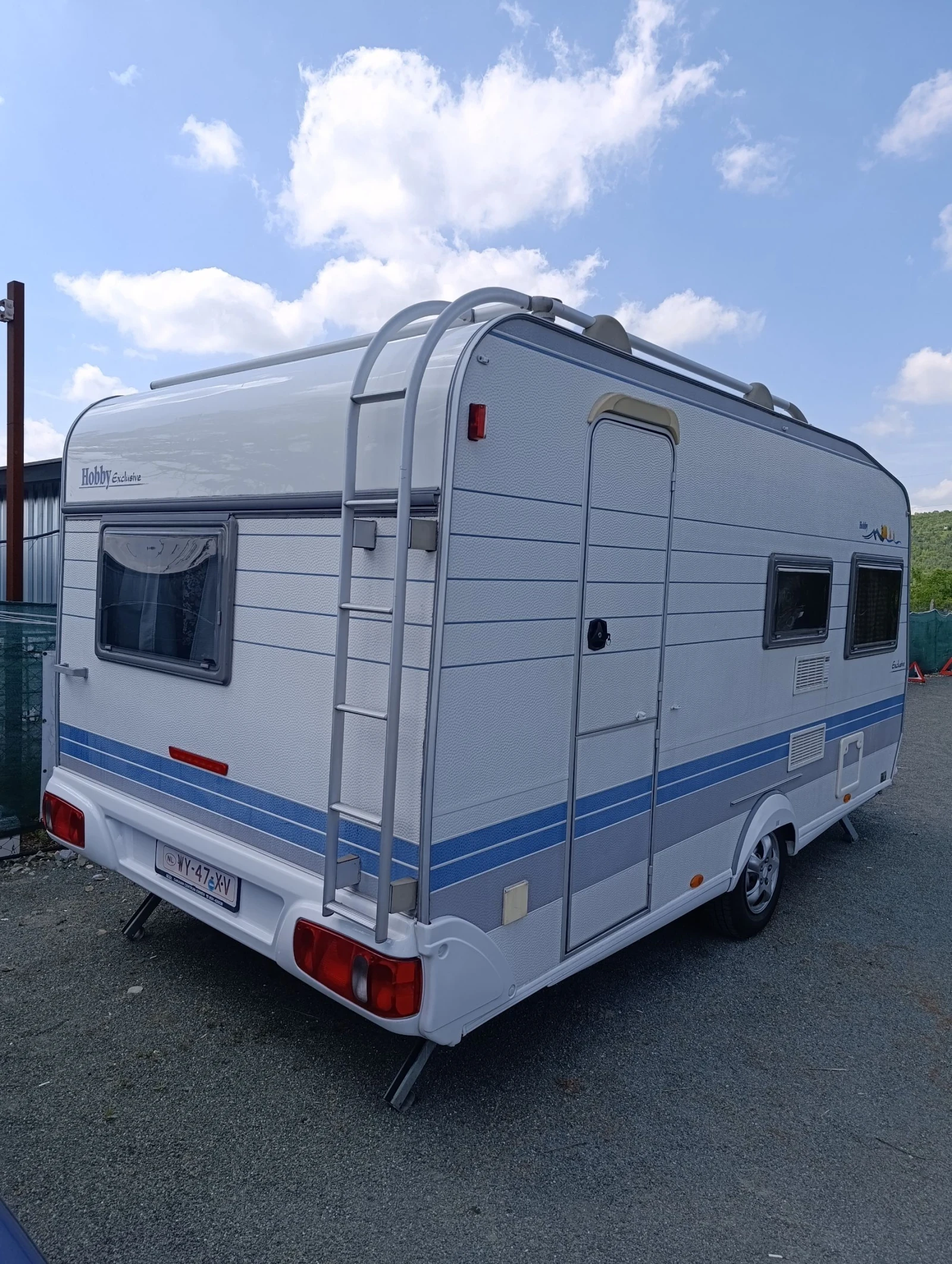 �������� Hobby Exclusive | Mobile.bg � ����������� 1