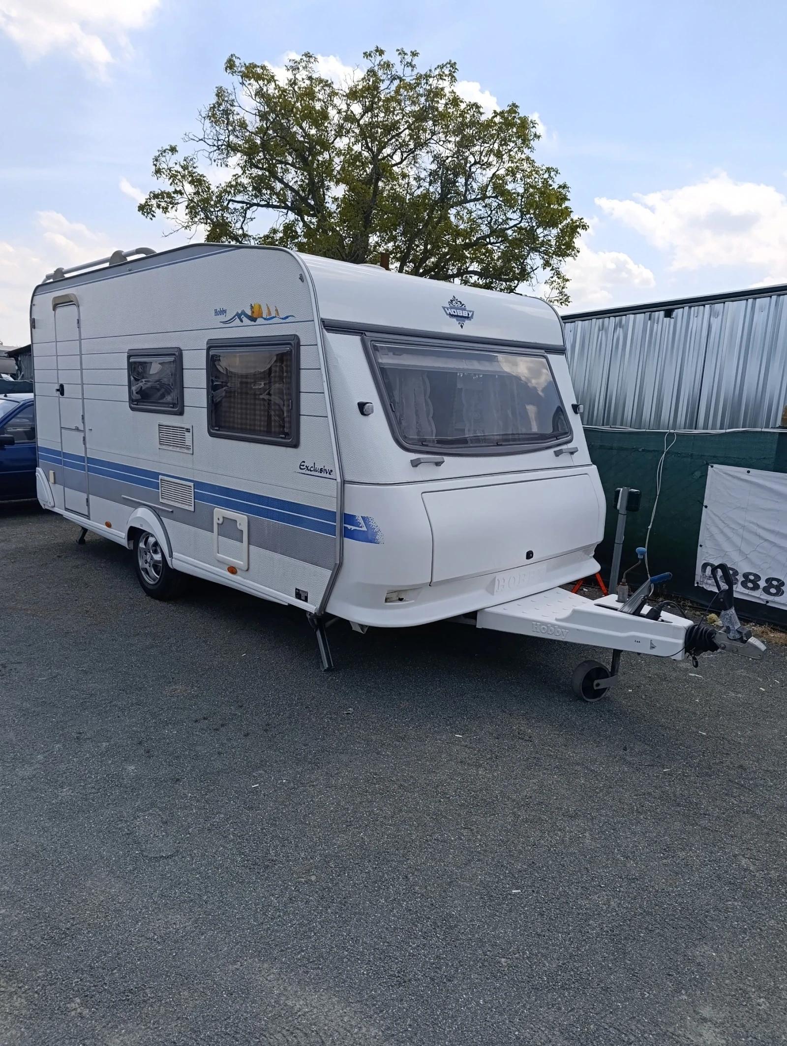 �������� Hobby Exclusive | Mobile.bg � ����������� 3