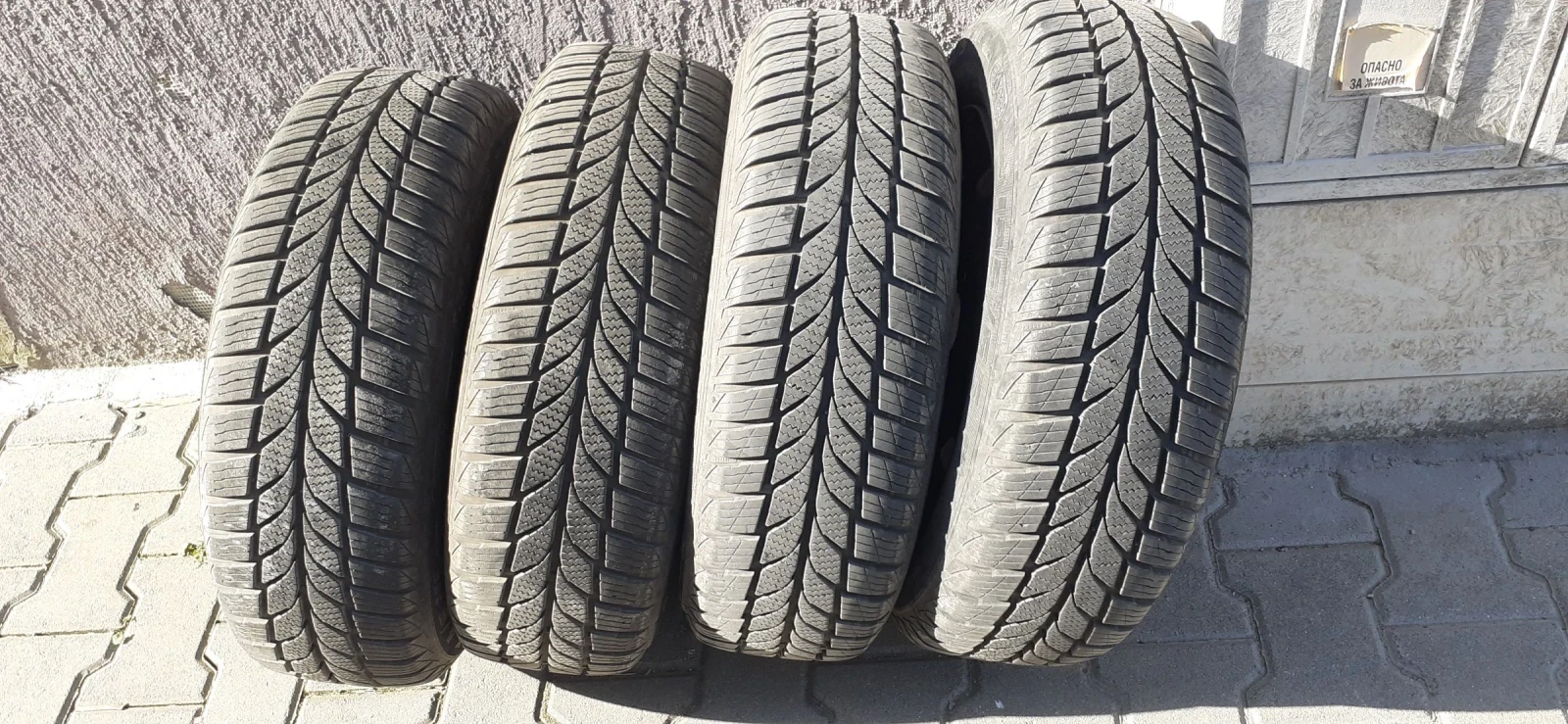 ���� � ������ 185/65R14 �� Mazda | Mobile.bg � ����������� 1