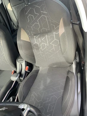 Peugeot 2008 1.2, снимка 11