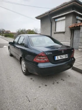 Mercedes-Benz C 220, снимка 4