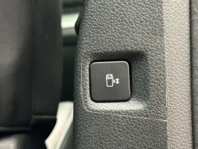 Peugeot Traveler 2.0 HDI Allure Pano Navi Xenon Leather, снимка 17