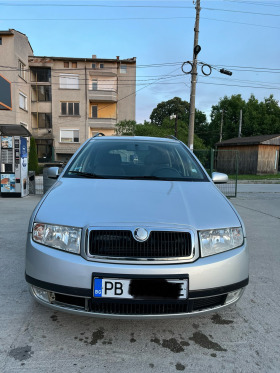 Skoda Fabia, снимка 2 - Автомобили и джипове - 45879624