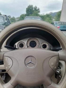     Mercedes-Benz E 320