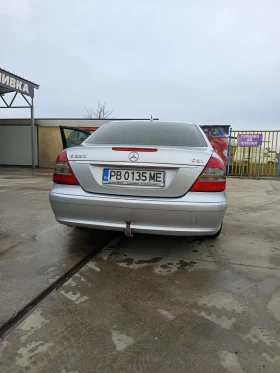 Mercedes-Benz E 220, снимка 4