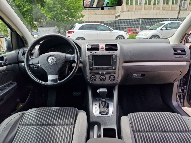 VW Golf 2.0TDI, снимка 10 - Автомобили и джипове - 45538534