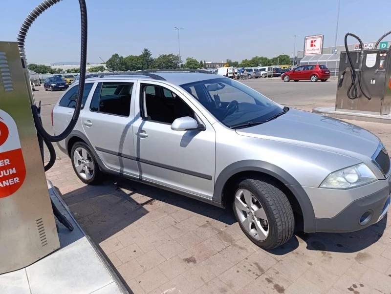 Skoda Octavia 2.0tdi 140кс. Мотор BMM 8 клапана, 4х4 , снимка 3 - Автомобили и джипове - 46572165