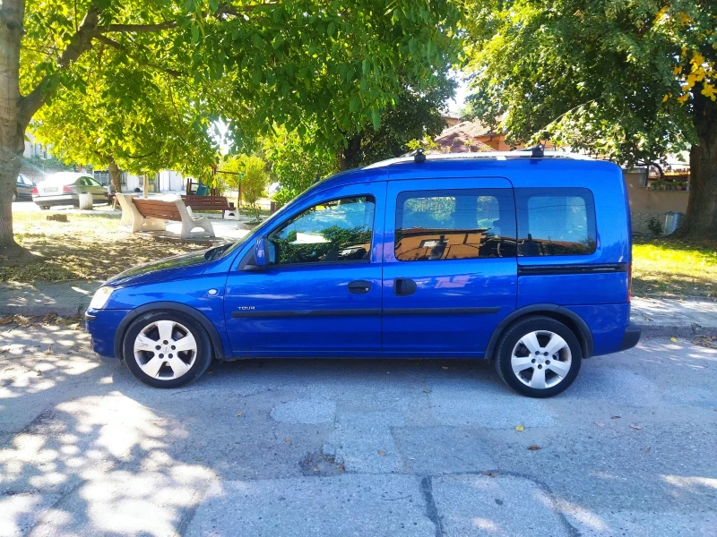 Opel Combo Tour, снимка 1 - Автомобили и джипове - 47249755