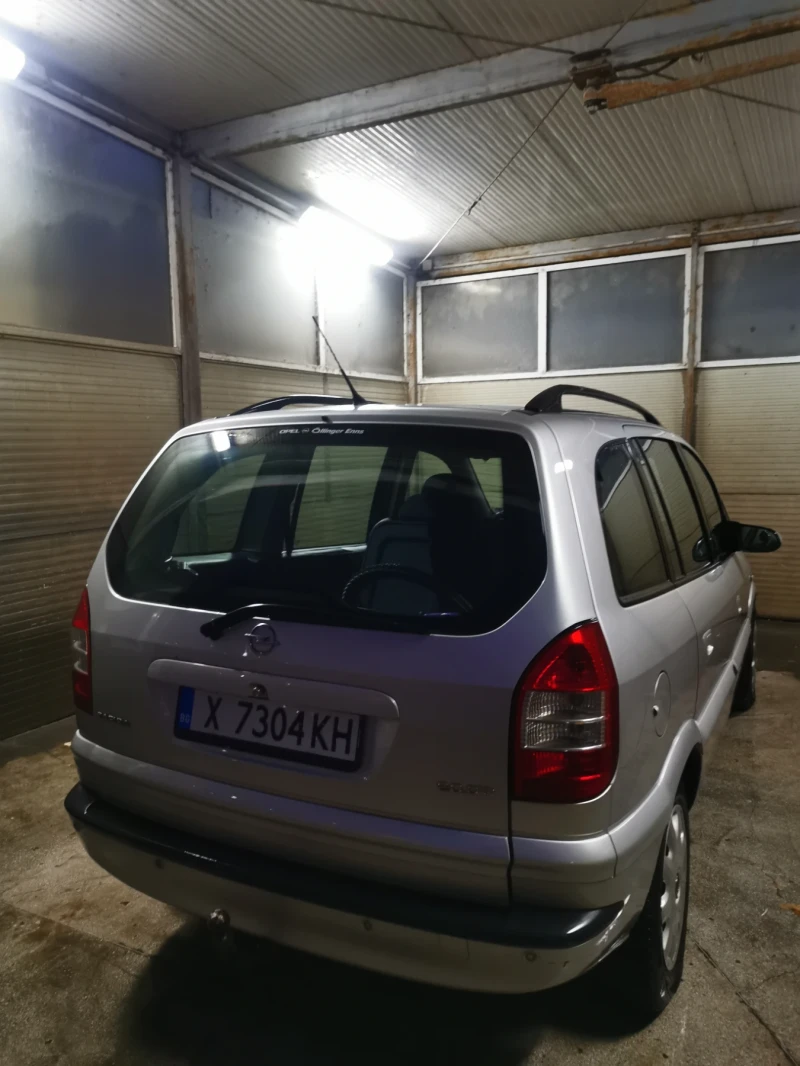 Opel Zafira, снимка 4 - Автомобили и джипове - 48038421