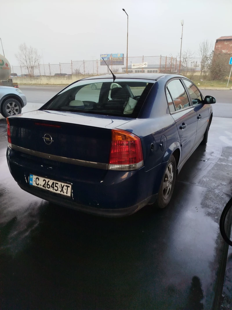 Opel Vectra 1.8 газ климатик, снимка 4 - Автомобили и джипове - 48507362