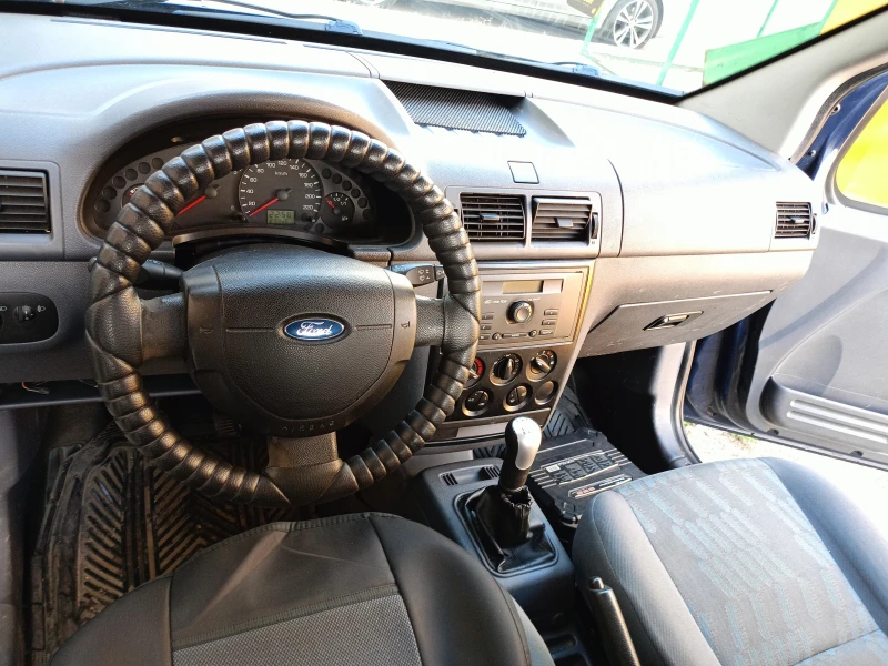 Ford Connect  5-местен, снимка 9 - Автомобили и джипове - 48560140