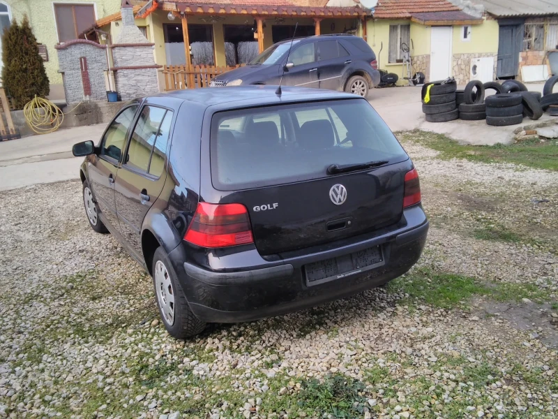 VW Golf 1.4iклима, снимка 6 - Автомобили и джипове - 48668135