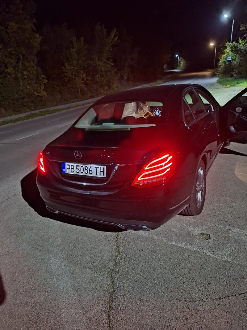 Mercedes-Benz C 220 2.2d, снимка 9 - Автомобили и джипове - 48668741