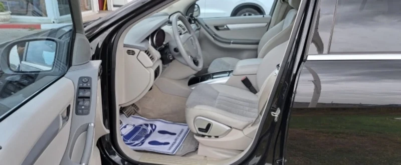 Mercedes-Benz R 320, снимка 3 - Автомобили и джипове - 52024736