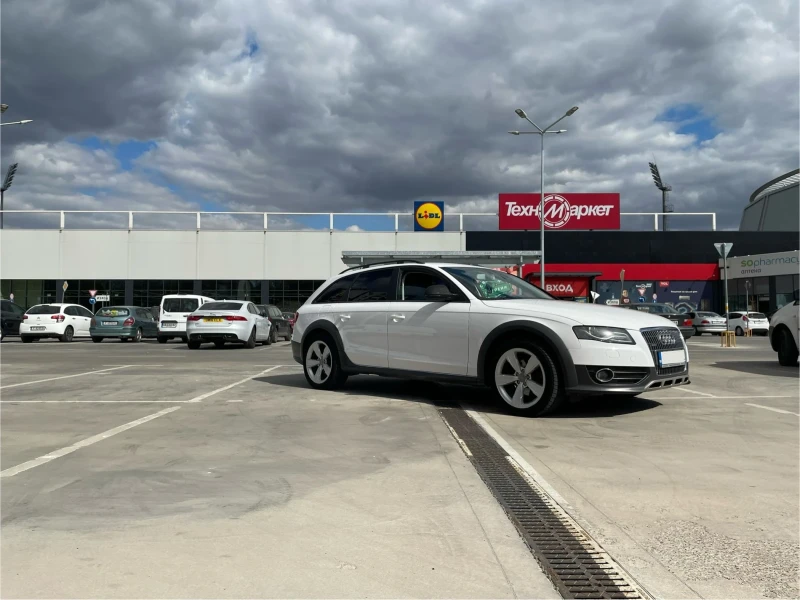 Audi A4, снимка 4 - Автомобили и джипове - 51781548