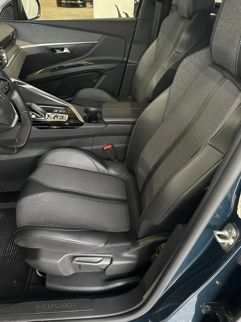 Peugeot 3008 1.6 Plug In Hybrid, снимка 12 - Автомобили и джипове - 52050715