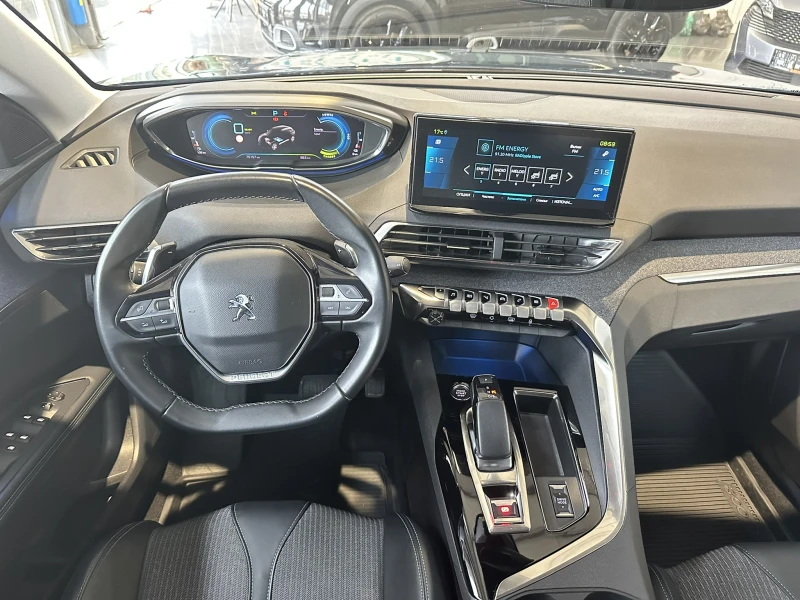 Peugeot 3008 1.6 Plug In Hybrid, снимка 10 - Автомобили и джипове - 52050715