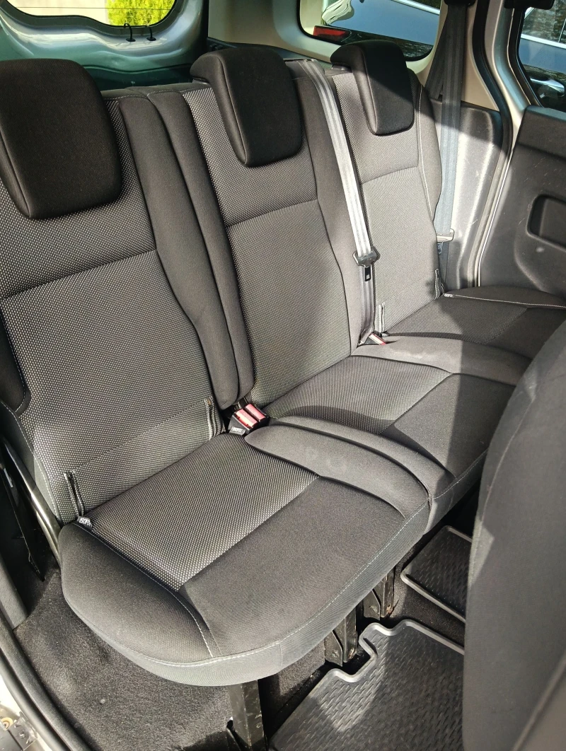 Renault Kangoo 1, 5 Energy dci110hp 2016 6 скорости, снимка 10 - Автомобили и джипове - 52685797