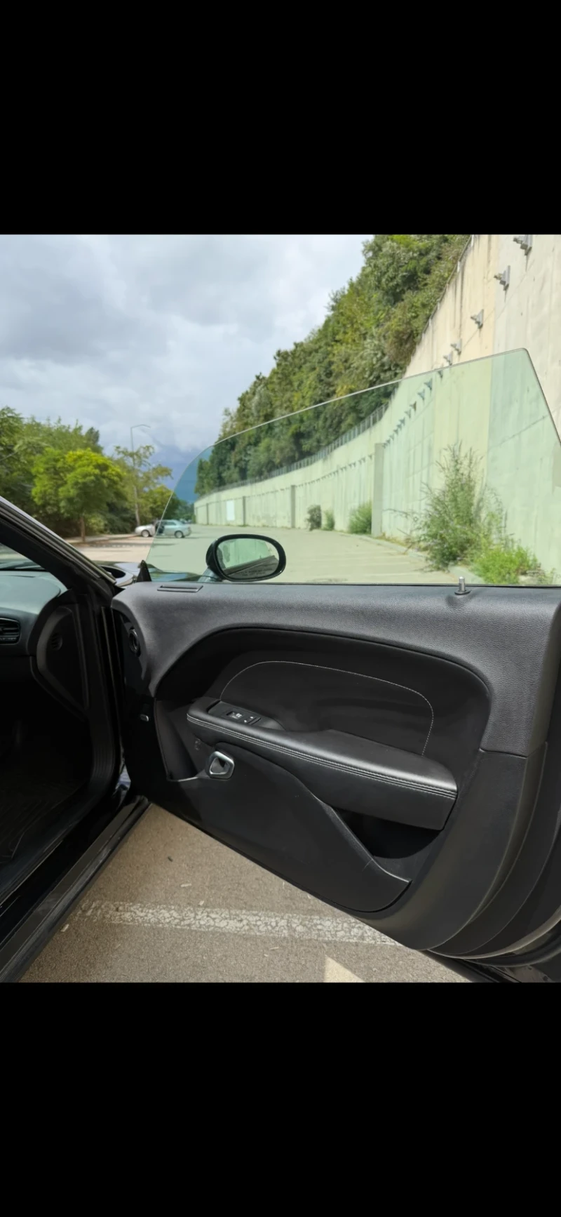 Dodge Challenger 3.6 V6 4x4, снимка 6 - Автомобили и джипове - 52751379