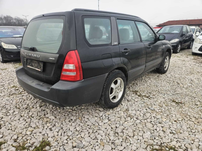 Subaru Forester 4x4, снимка 5 - Автомобили и джипове - 52827595