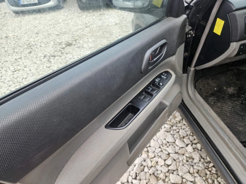 Subaru Forester 4x4, снимка 9 - Автомобили и джипове - 52827595