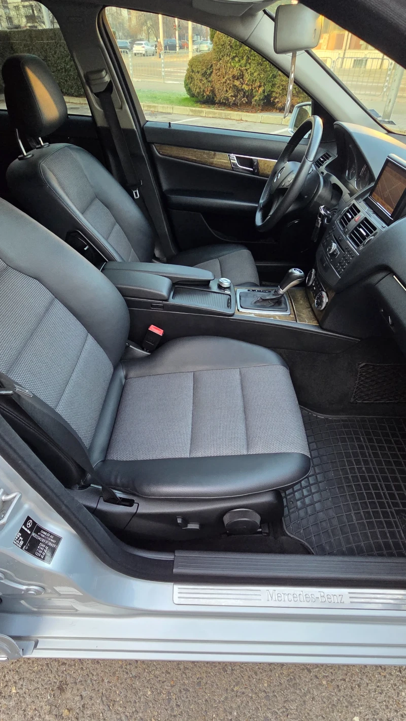 Mercedes-Benz C 350 CDI 4MATIC, снимка 13 - Автомобили и джипове - 52850848