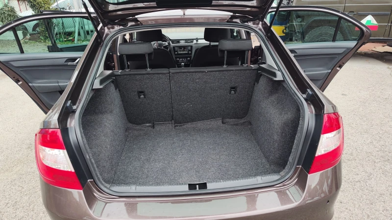 Skoda Rapid, снимка 7 - Автомобили и джипове - 53008542