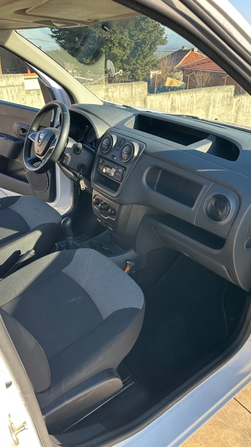 Dacia Dokker 1.5 д. 128000 Реални км. Нов внос, снимка 9 - Автомобили и джипове - 53175057