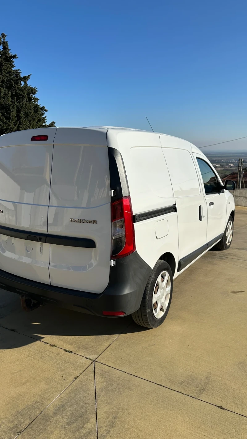 Dacia Dokker 1.5 д. 128000 Реални км. Нов внос, снимка 3 - Автомобили и джипове - 53175057