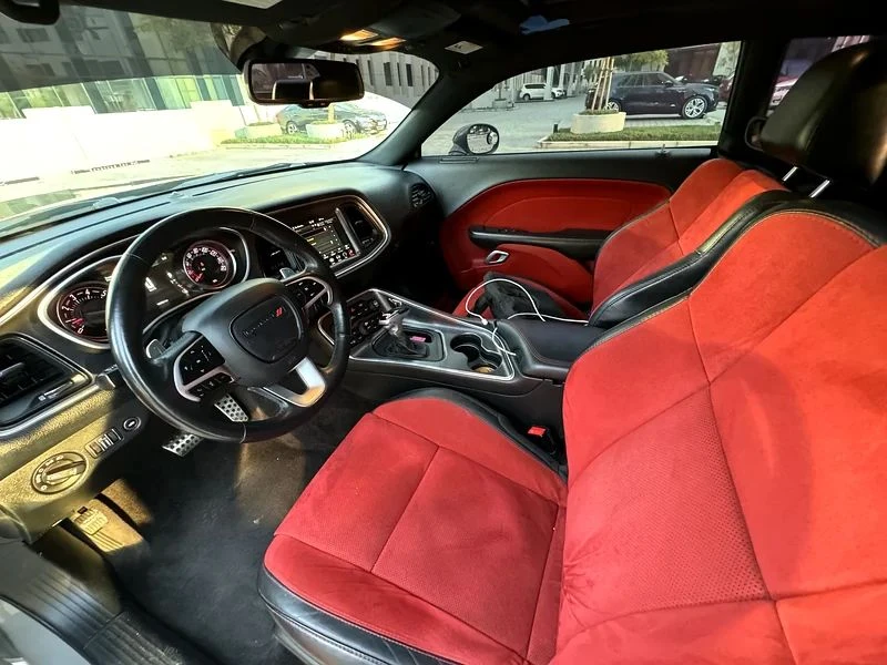 Dodge Challenger  - изображение 8