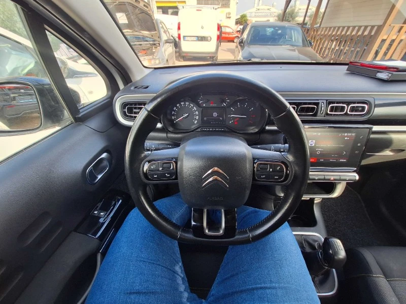 Citroen C3 1.2i Shine, снимка 8 - Автомобили и джипове - 54139902