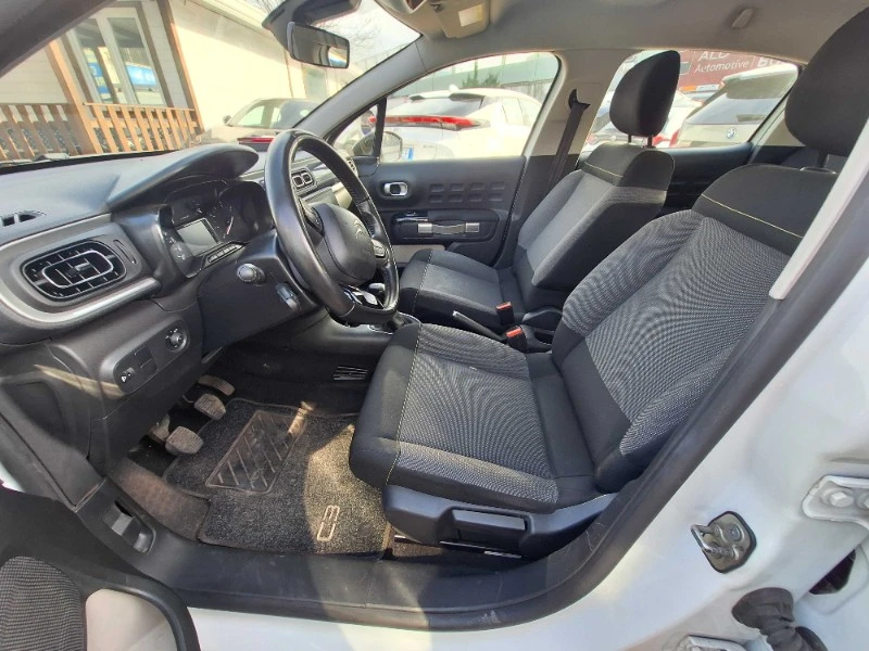 Citroen C3 1.2i Shine, снимка 10 - Автомобили и джипове - 54139902