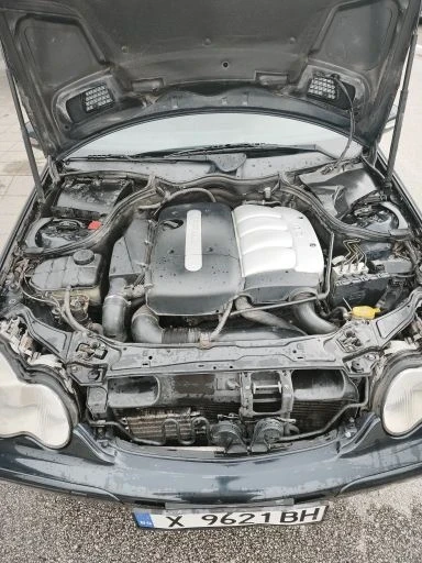 Mercedes-Benz C 220, снимка 5 - Автомобили и джипове - 54166700