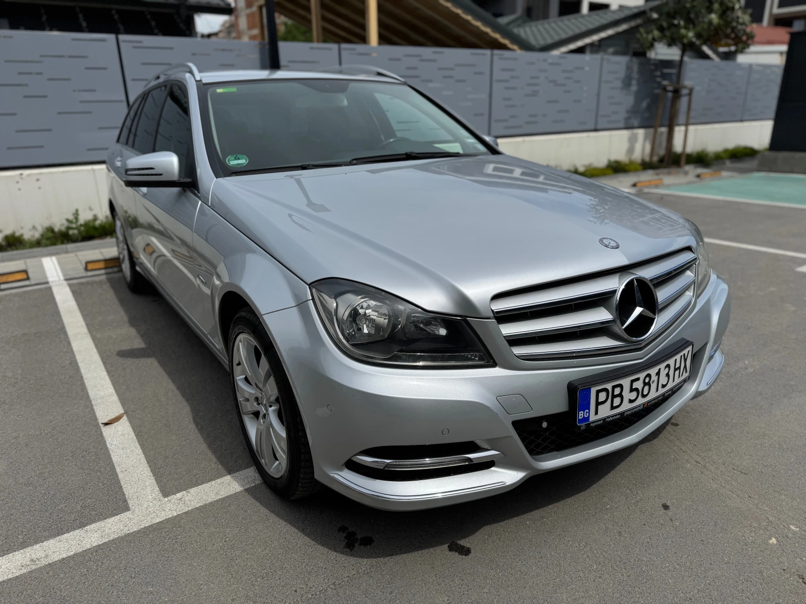 Mercedes-Benz C 180 1.8I TURBO FACE AVANGARD AUTOMATIC - изображение 2