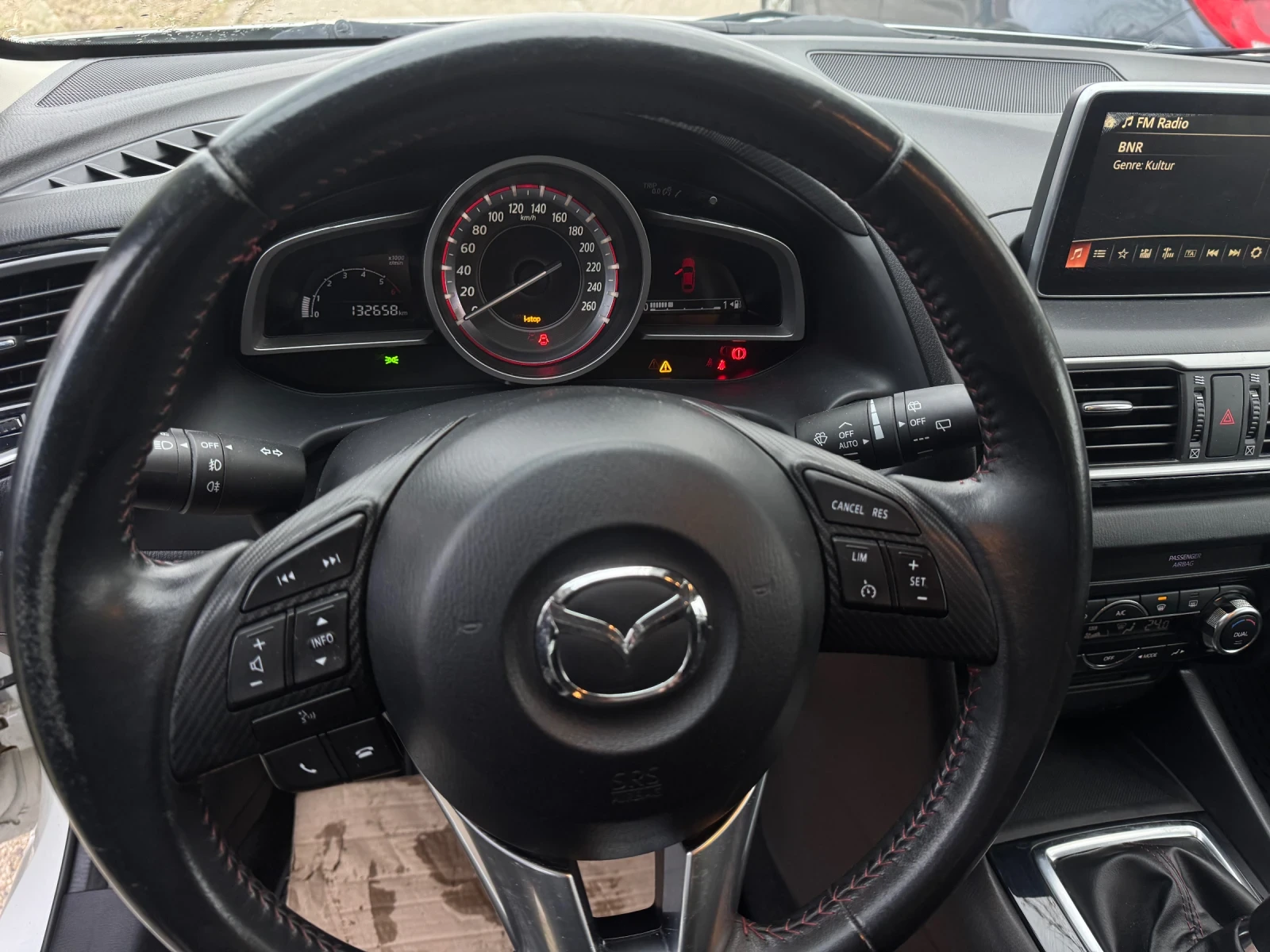 Mazda 3 2.2 DIESEL AUSTRIA - изображение 9