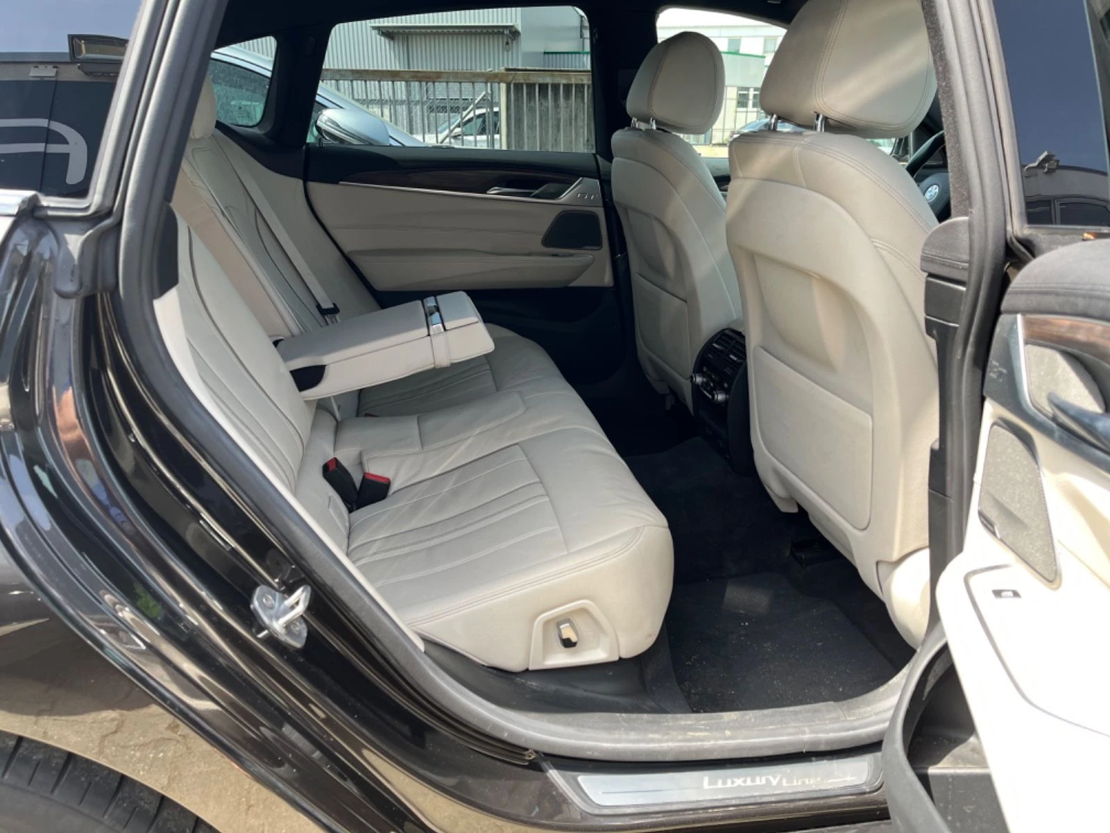 BMW 6 GT 630d/LUXURY-LINE/265HP/AMBI/H&M/360CAM/108f | Mobile.bg   13