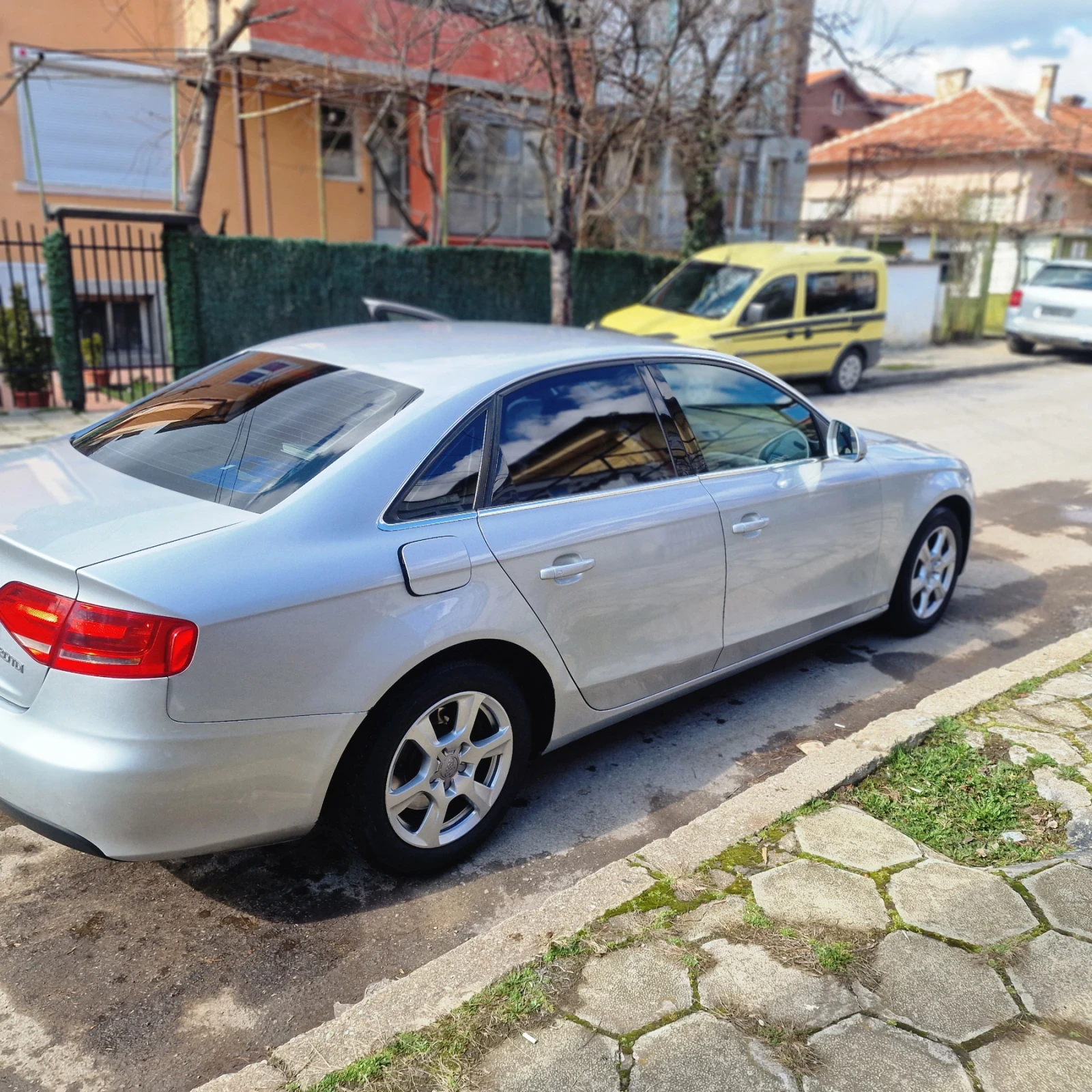 Audi A4  - изображение 2