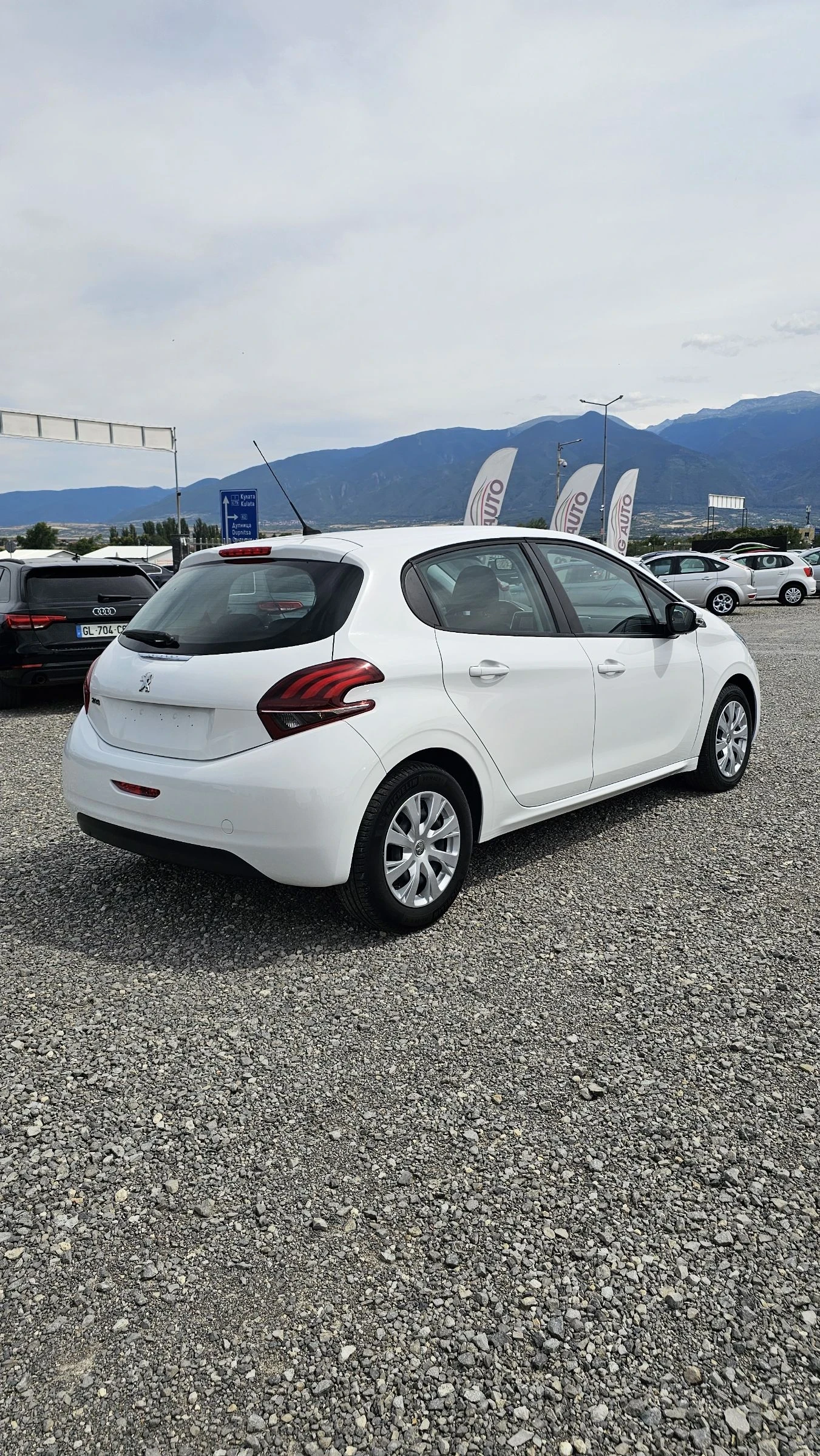 Peugeot 208 1.2I PureTech - изображение 6
